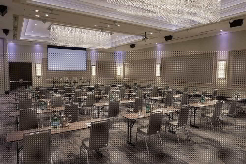 Courtyard by Marriott Oshawa 49/54