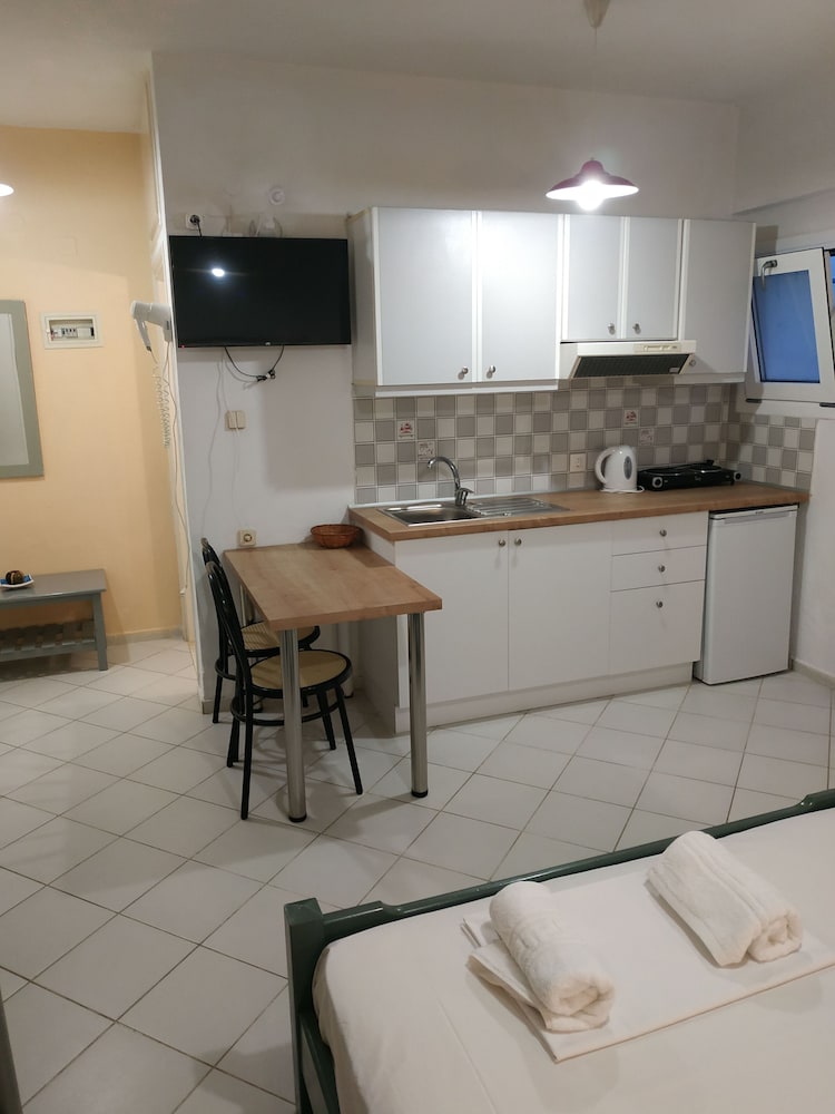 Renia Hotel 54/60
