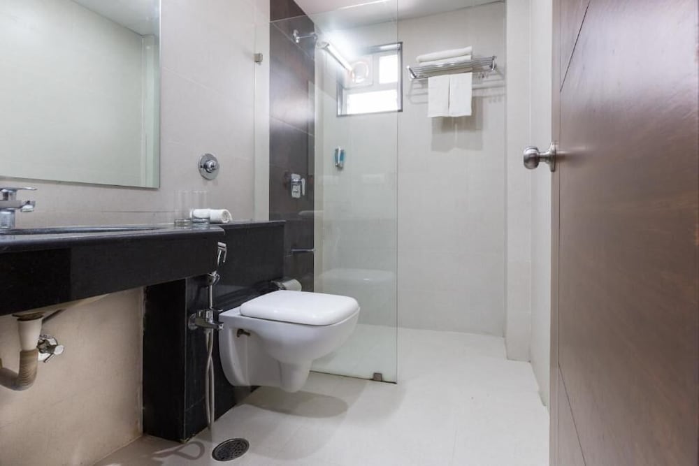 THE SANCTUM SUITES 20/43