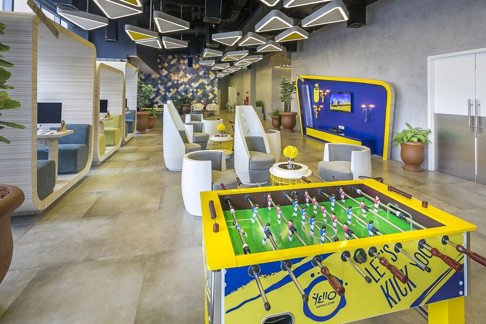 Yello Hotel Harmoni Jakarta 59/64