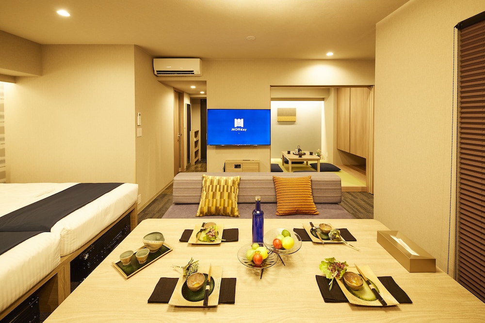 MONday Apart Premium Hamamatsucho 22/48