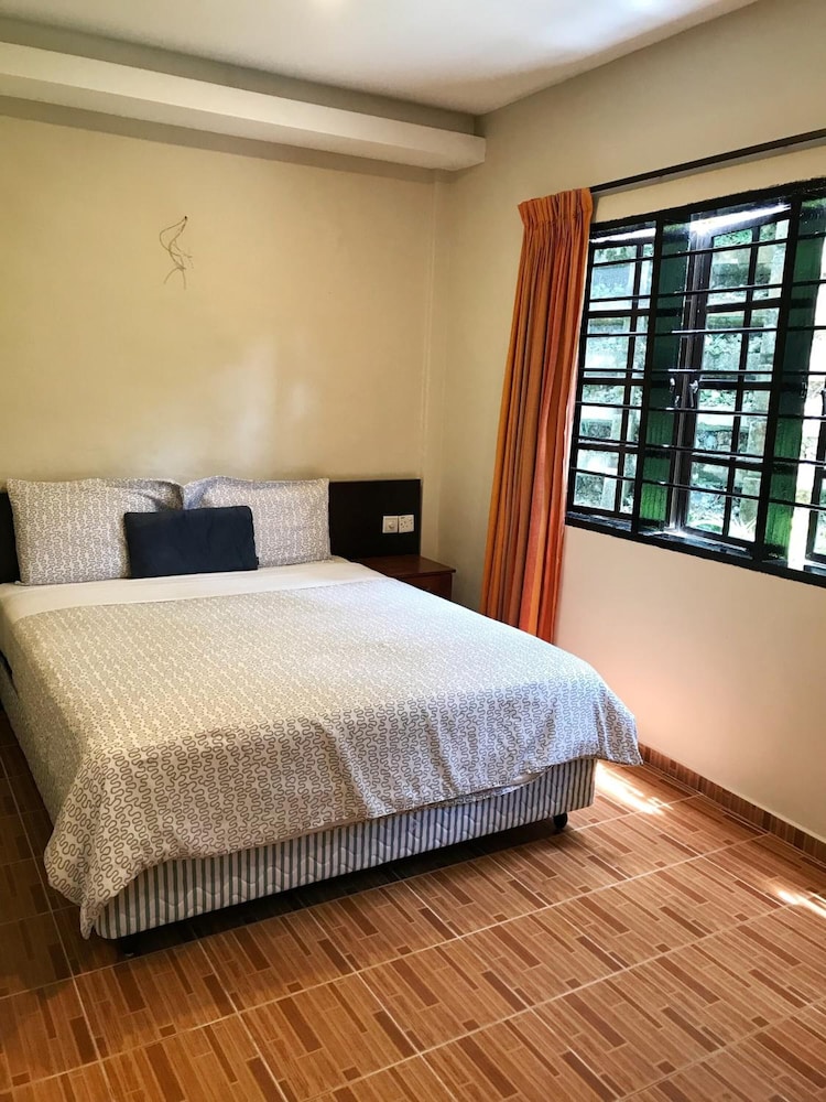 Cameronian Inn 29/69