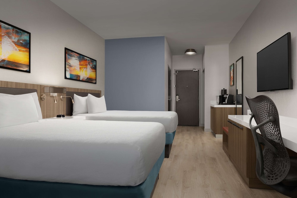Room, 2 Queen Beds, Bath and Shower، Hilton Garden Inn Abilene 3/6