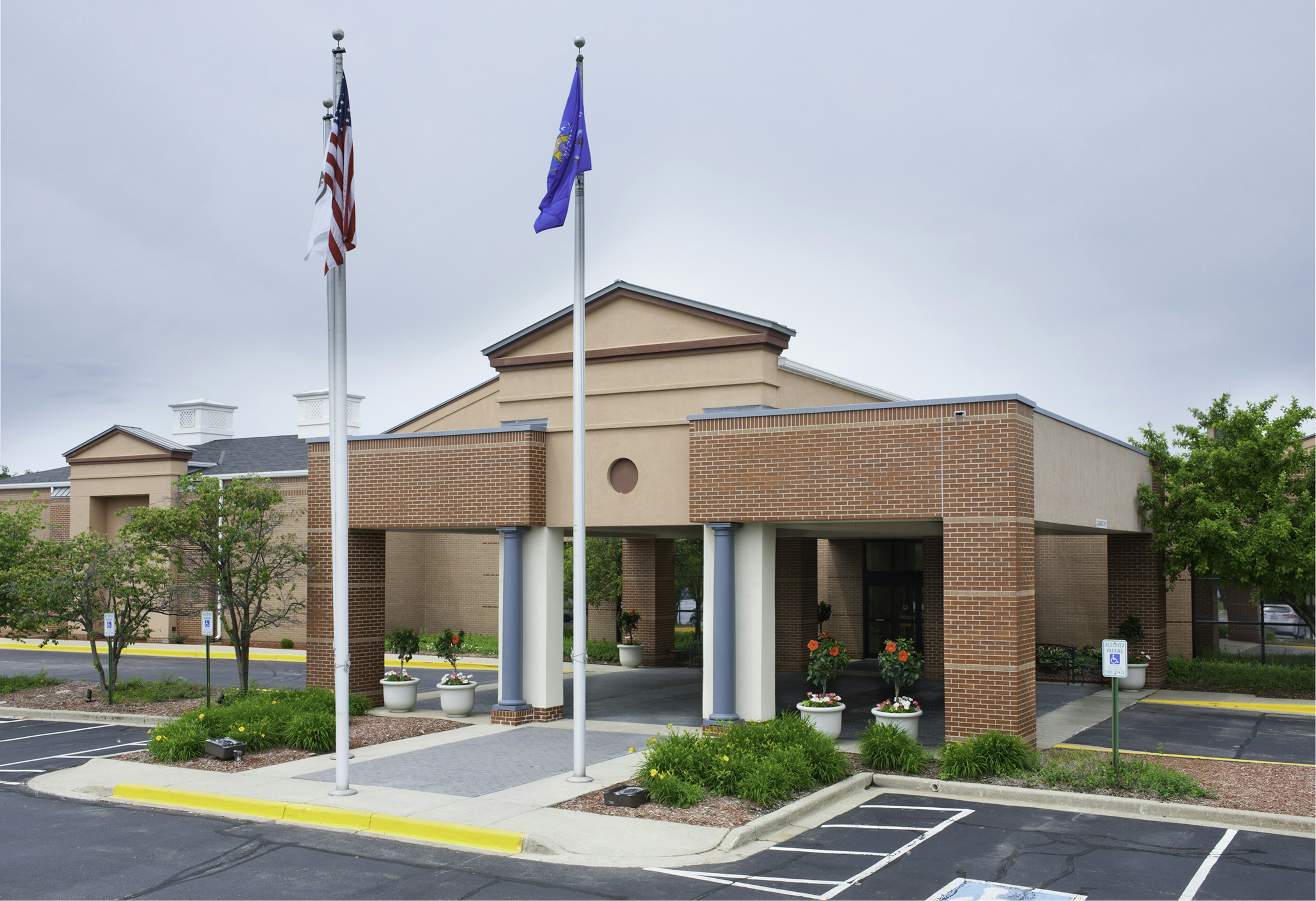 Doubletree By Hilton Milwaukee 55/58