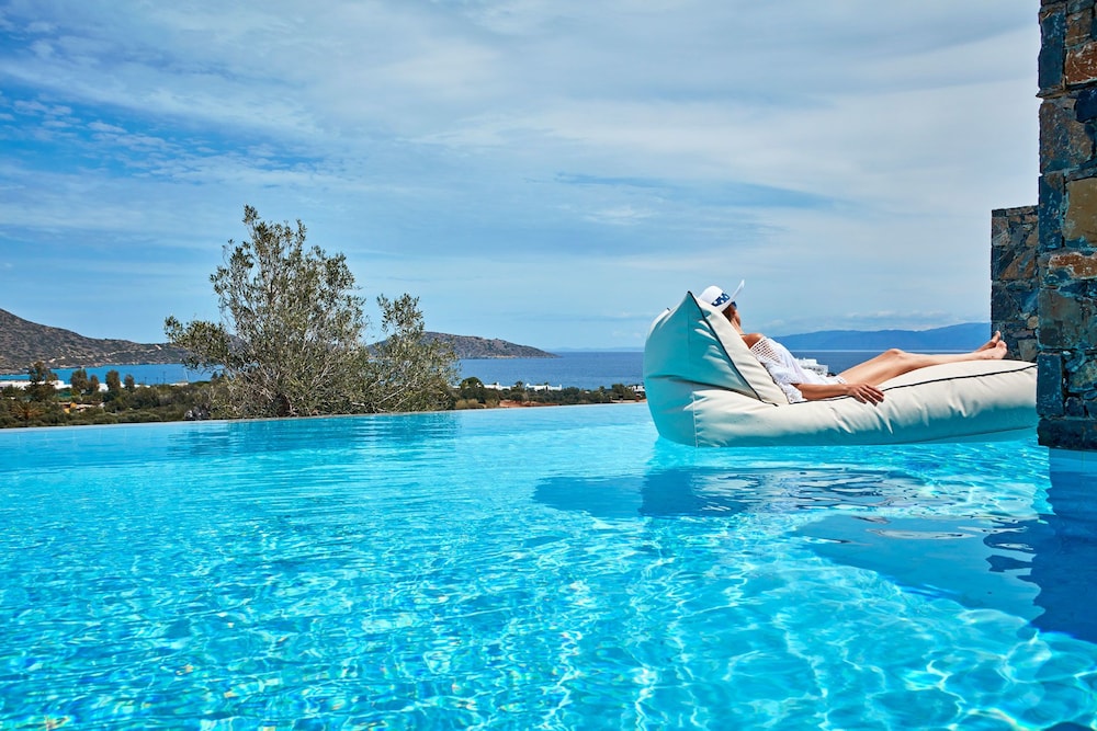 Elounda Palm Hotel in AGIOS NIKOLAOS