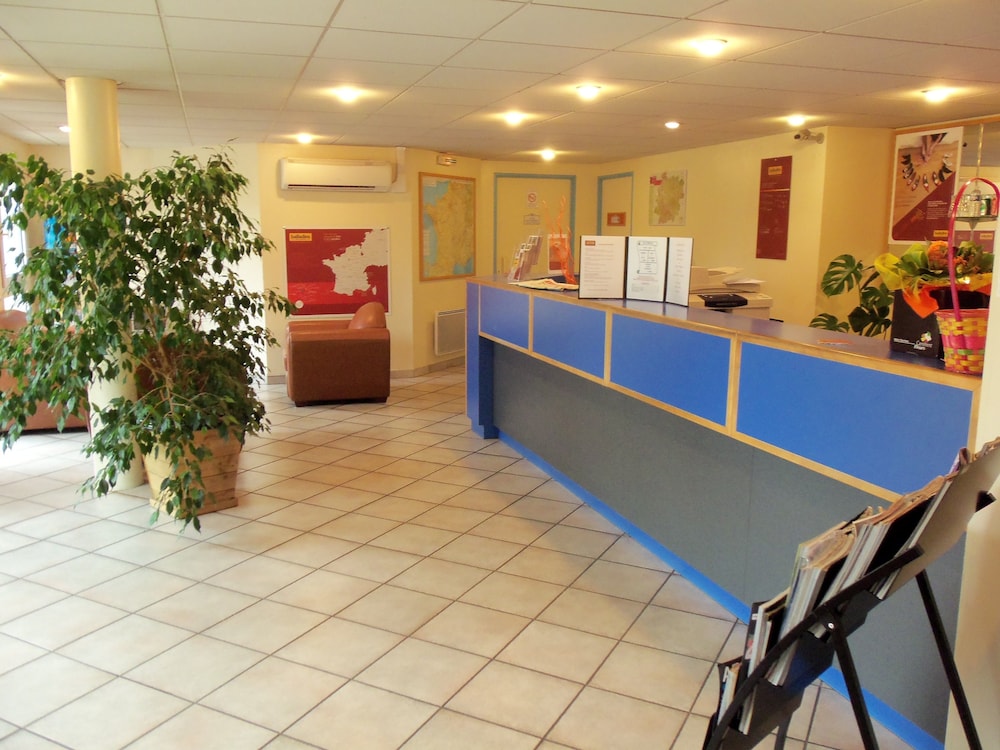 Kyriad Direct Agen-Castelculier 7/41
