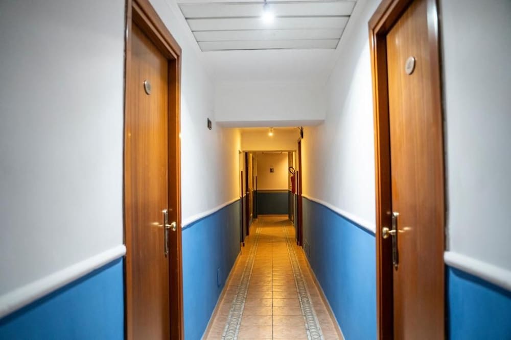 Hotel Ferrarese Roma 21/49