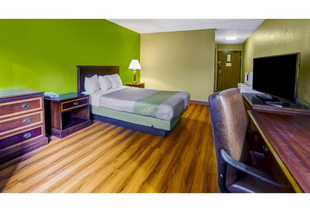 2 Full Beds - Smoking