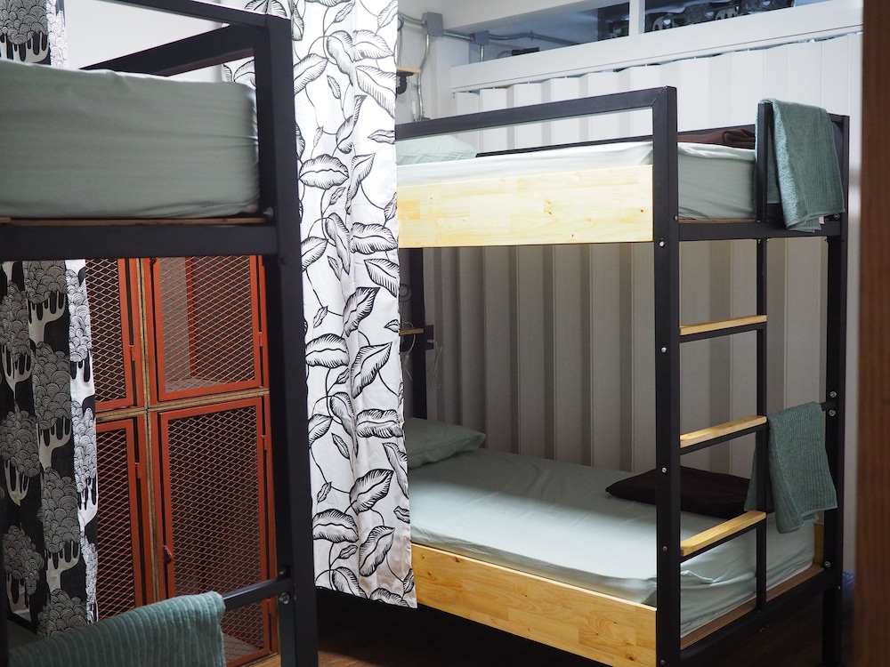 Hybrit Hostel & Cafe 18/37
