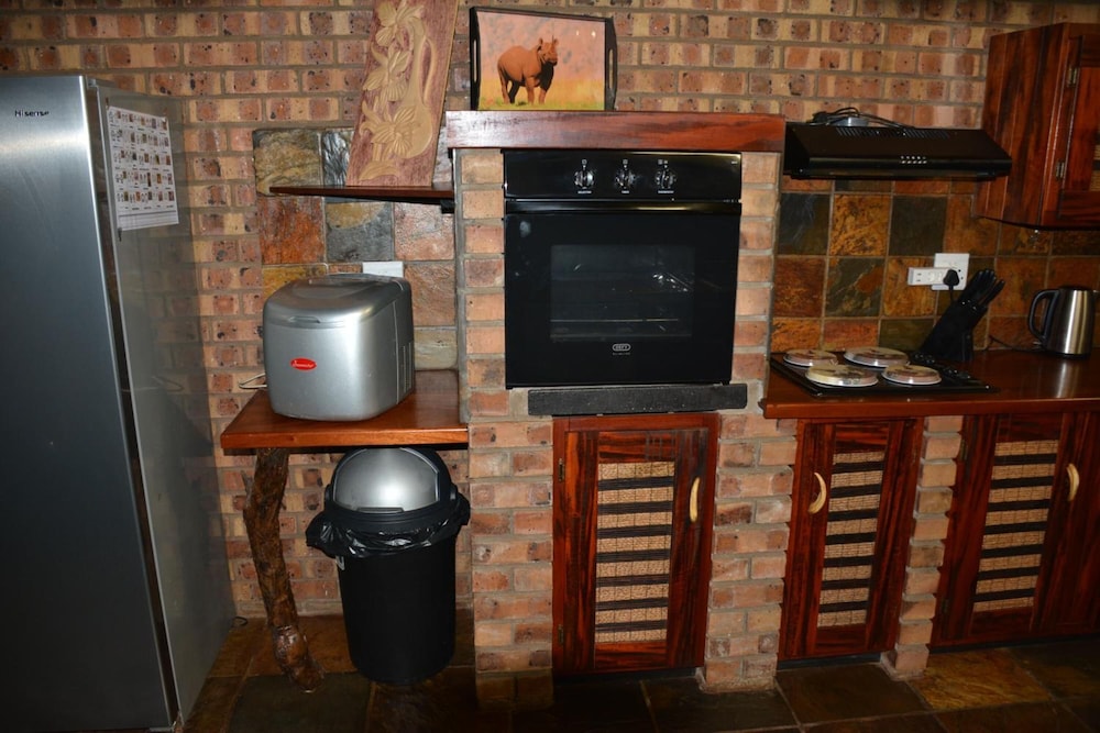 Bona Ngwenya Lodge 8/45