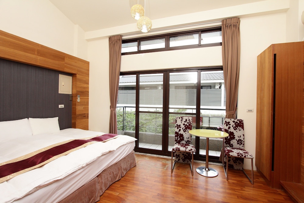 Sakura Resort 9/56