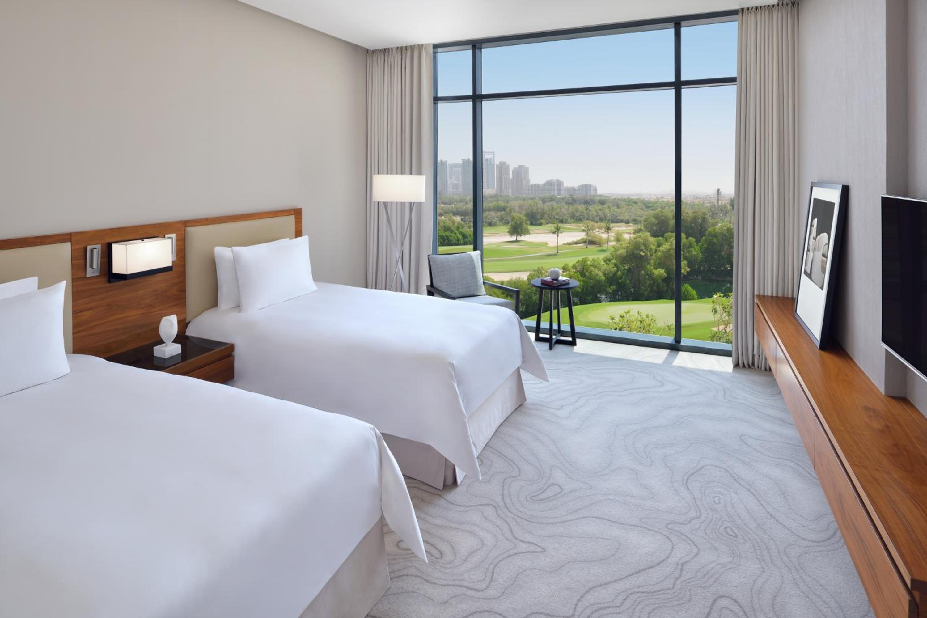 DELUXE, TWIN BEDS, GOLF VIEW