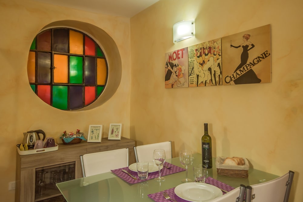 Rome King Suite 39/69