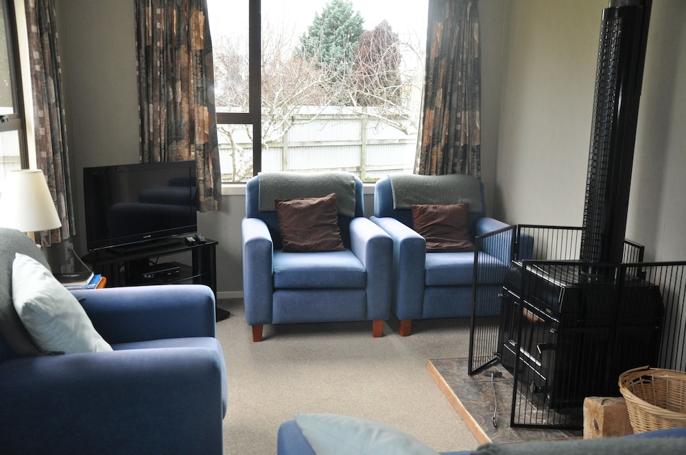Birchwood Cottages 43/66