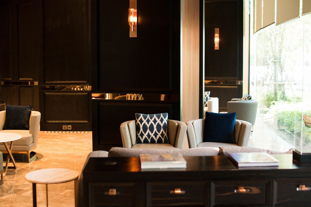 Hyatt Regency Bangkok Sukhumvit 60/76