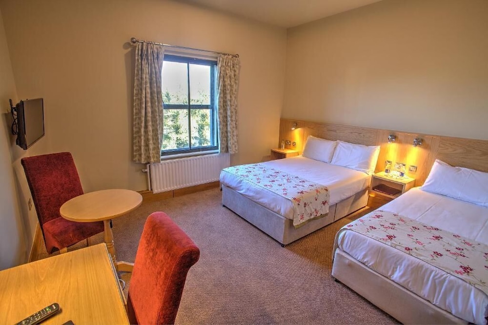 The Lucan Spa Hotel 22/65