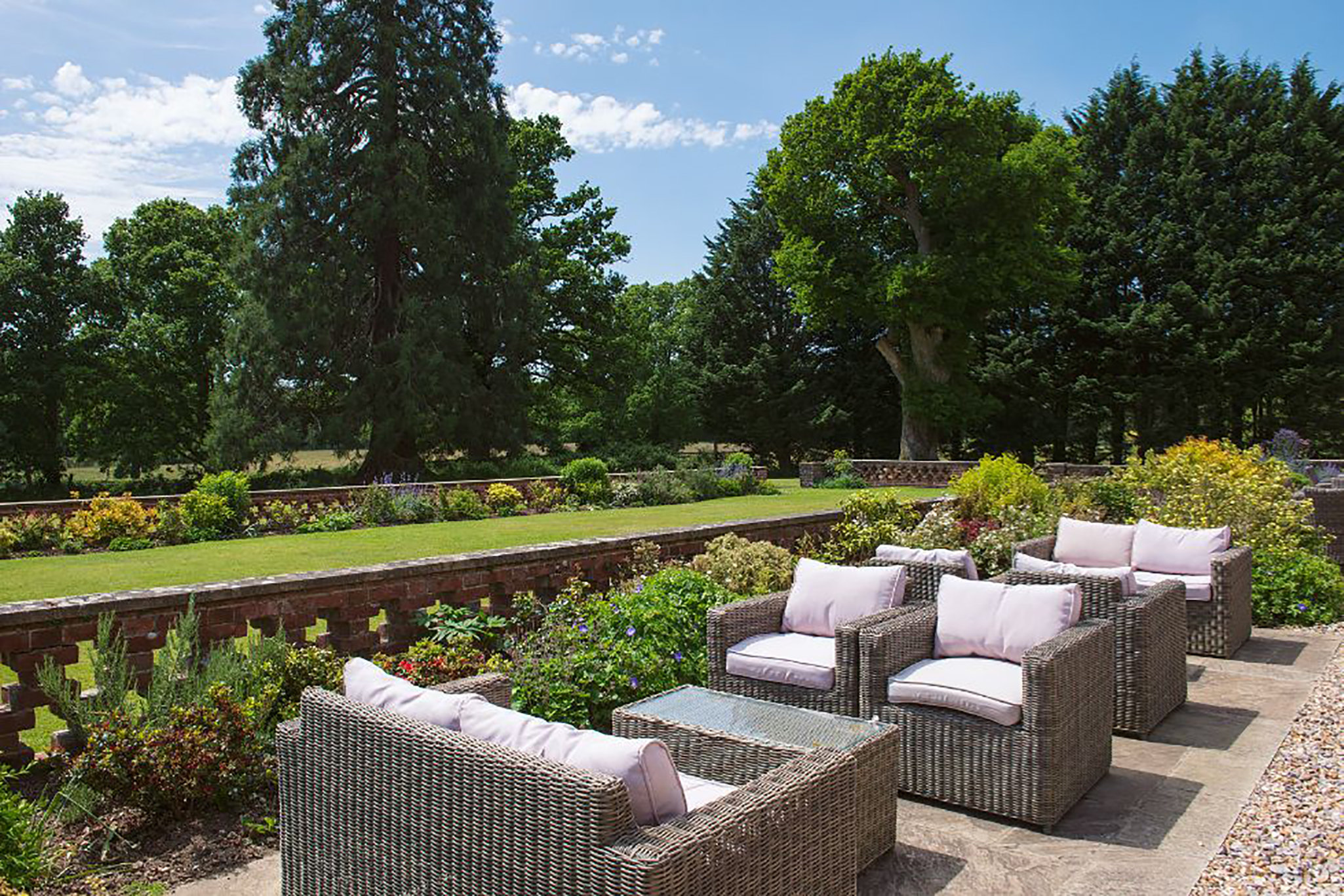 Bartley Lodge Hotel 56/58