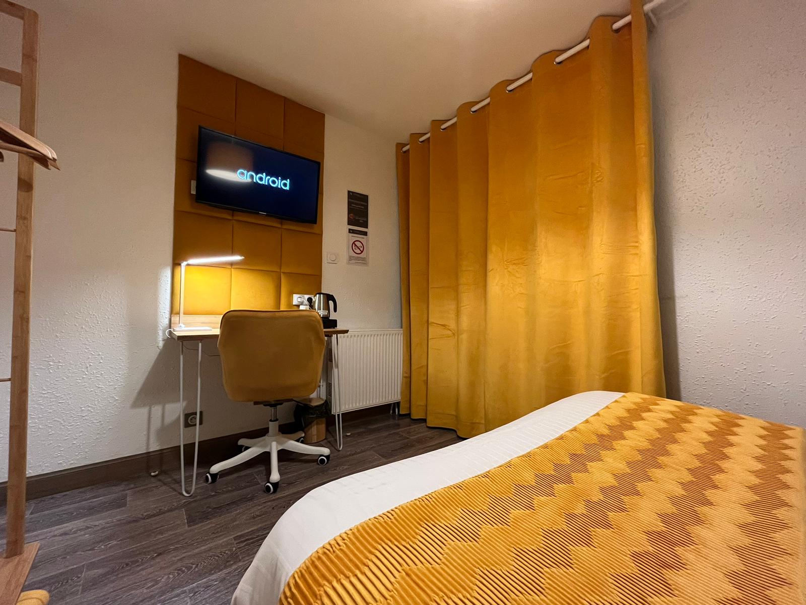CITOTEL LE CHEVAL BLANC 50/50