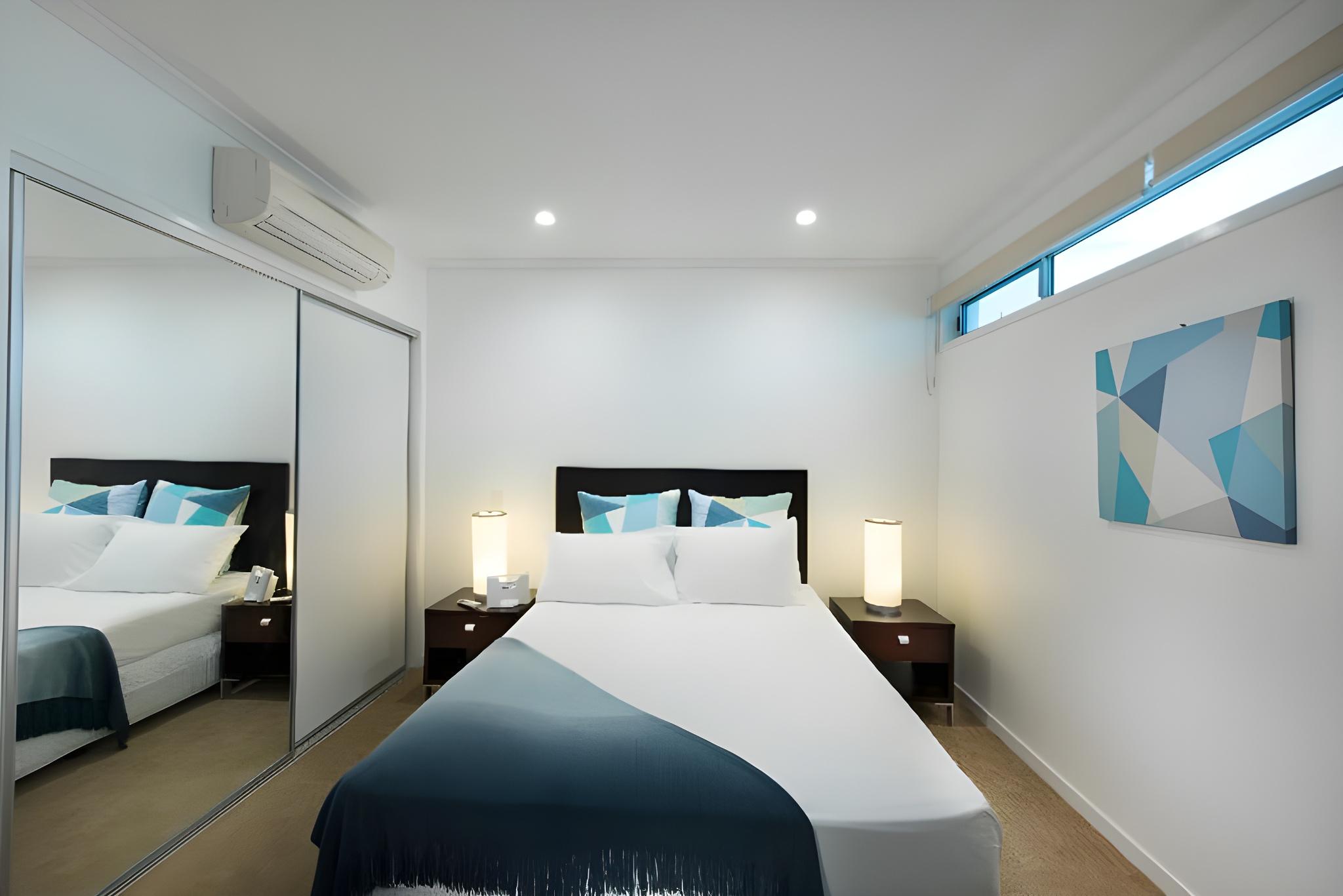2 Brm Water View Spa Apartment