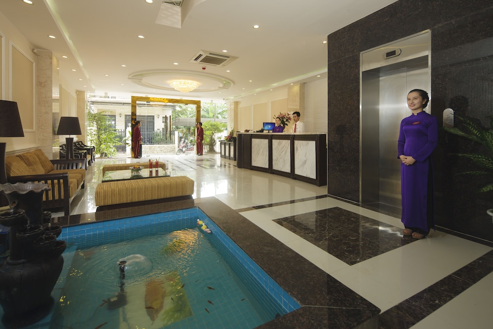 swimming pool spa