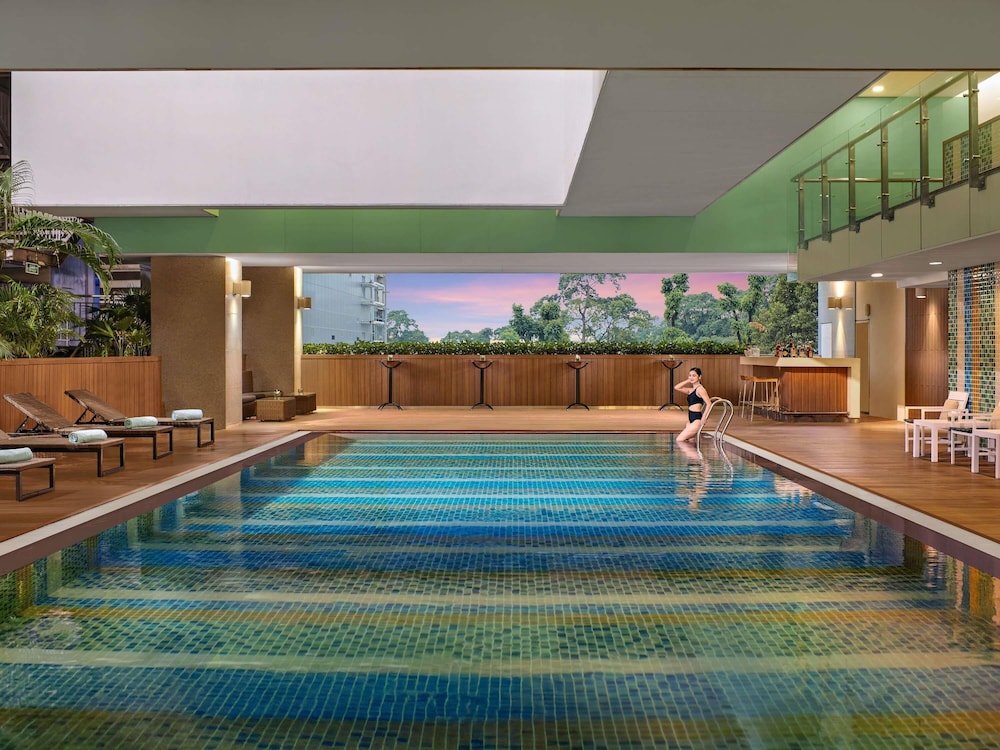 Novotel Saigon Centre 66/67
