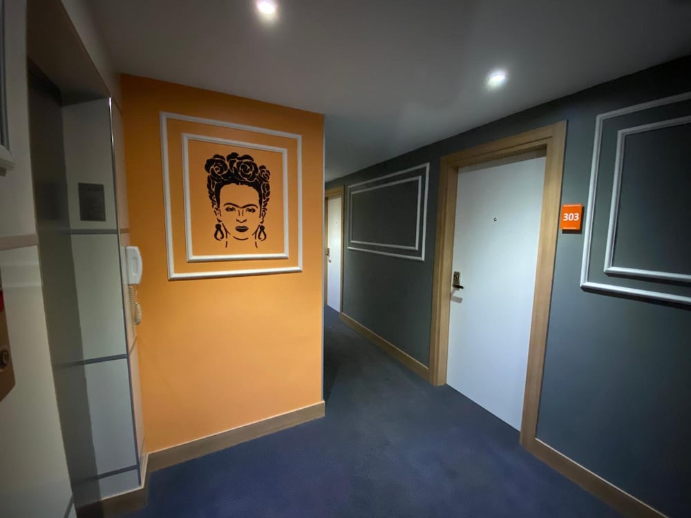 My Dora Hotel 20/50