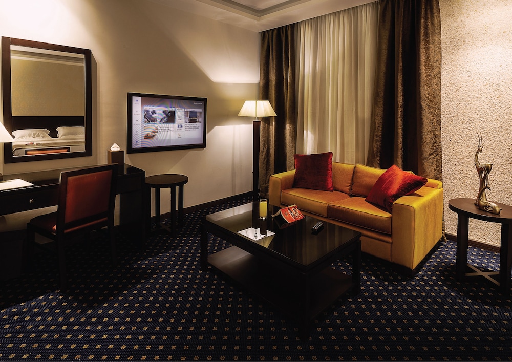 Seven Roses Hotel 30/49