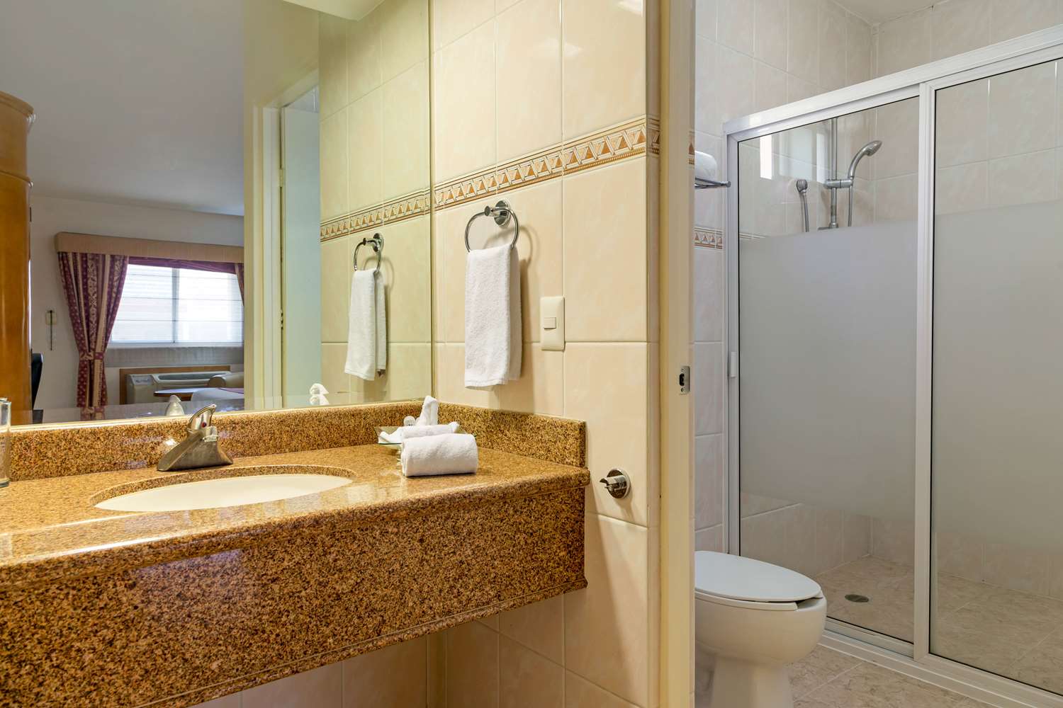 Comfort Inn Monterrey North, Nuevo Leon NLE 25/25
