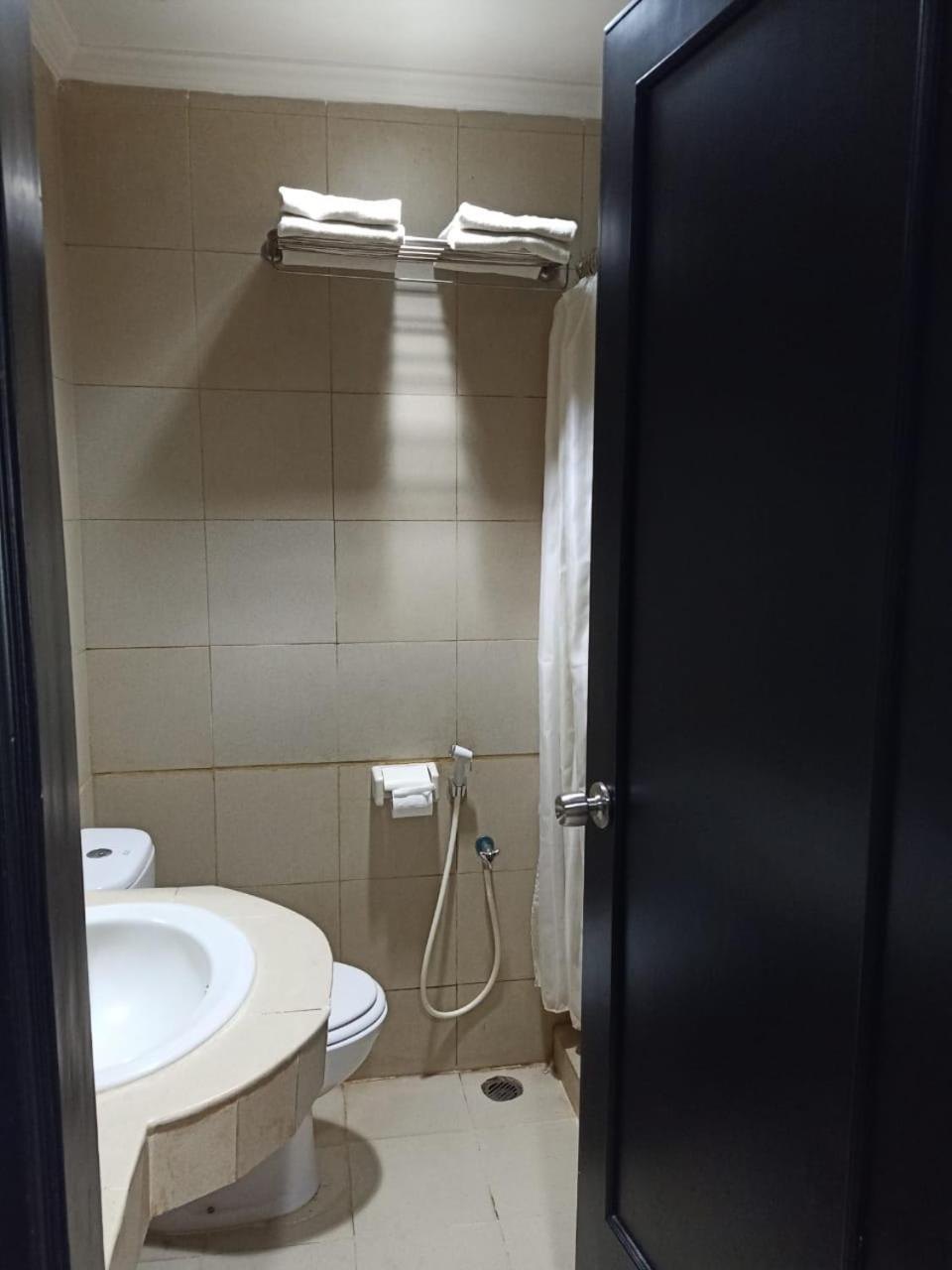 Hotel Mega Cikini 28/28