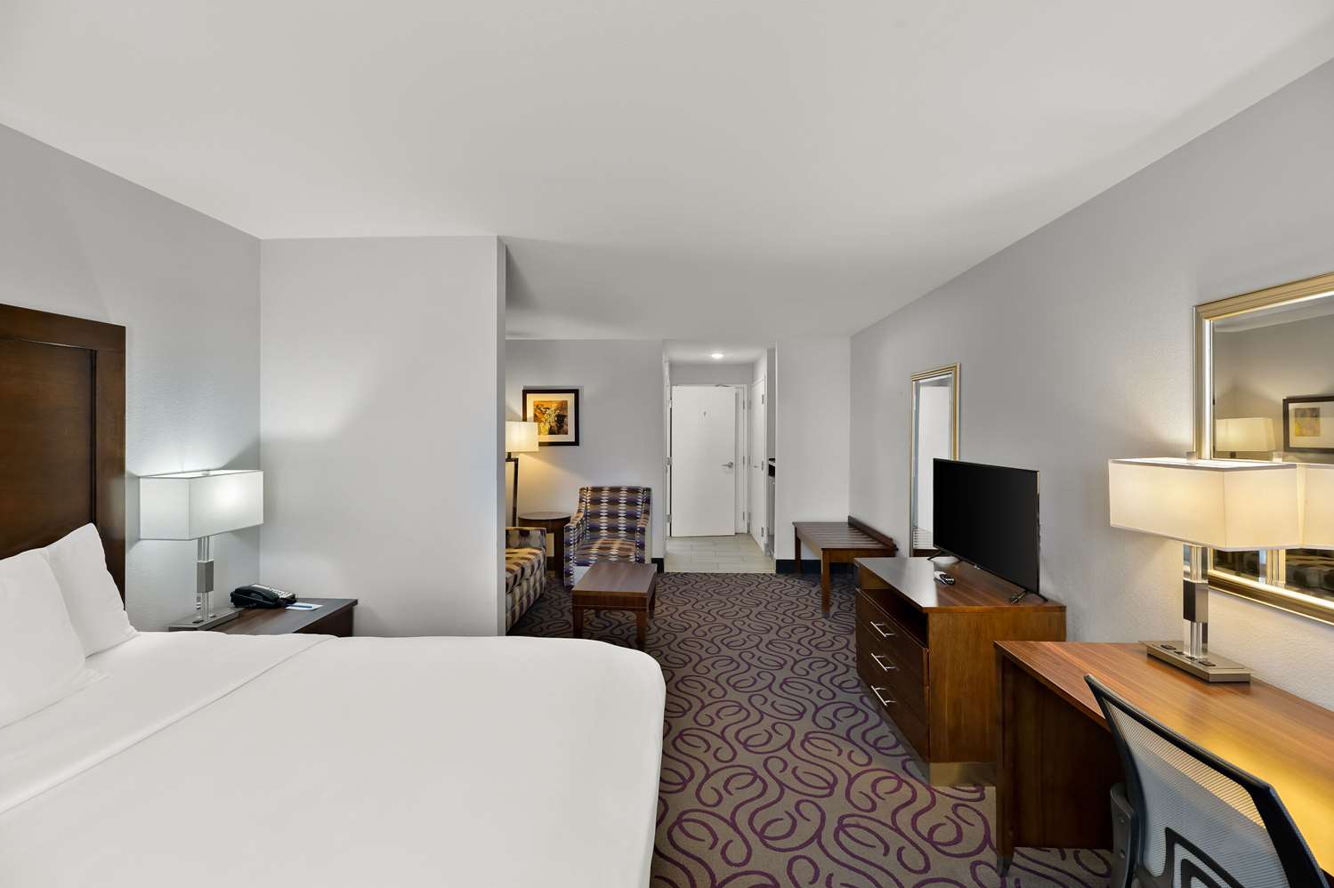 جناح بسرير كينج، Comfort Inn & Suites Lovington, NM 2/3