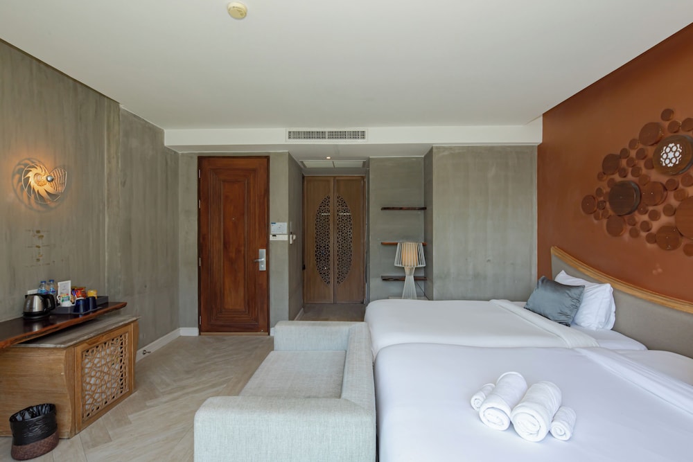 The Tarna Resort Koh Tao 11/50