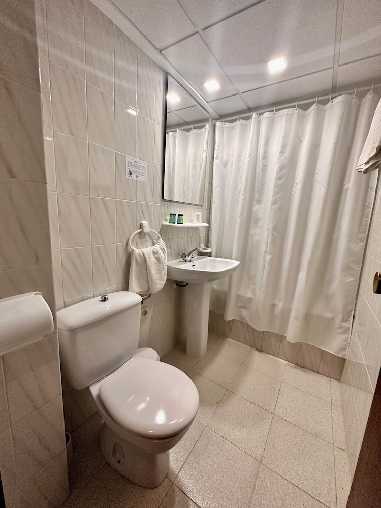 HOTEL EL PARAISO 18/18