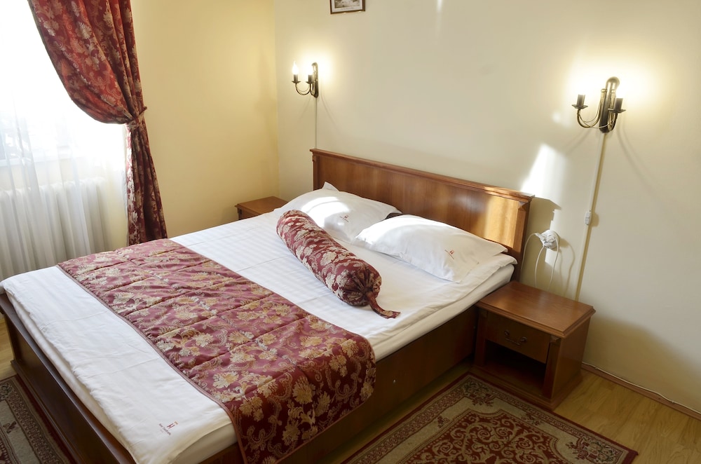 Hotel Transilvania 10/28