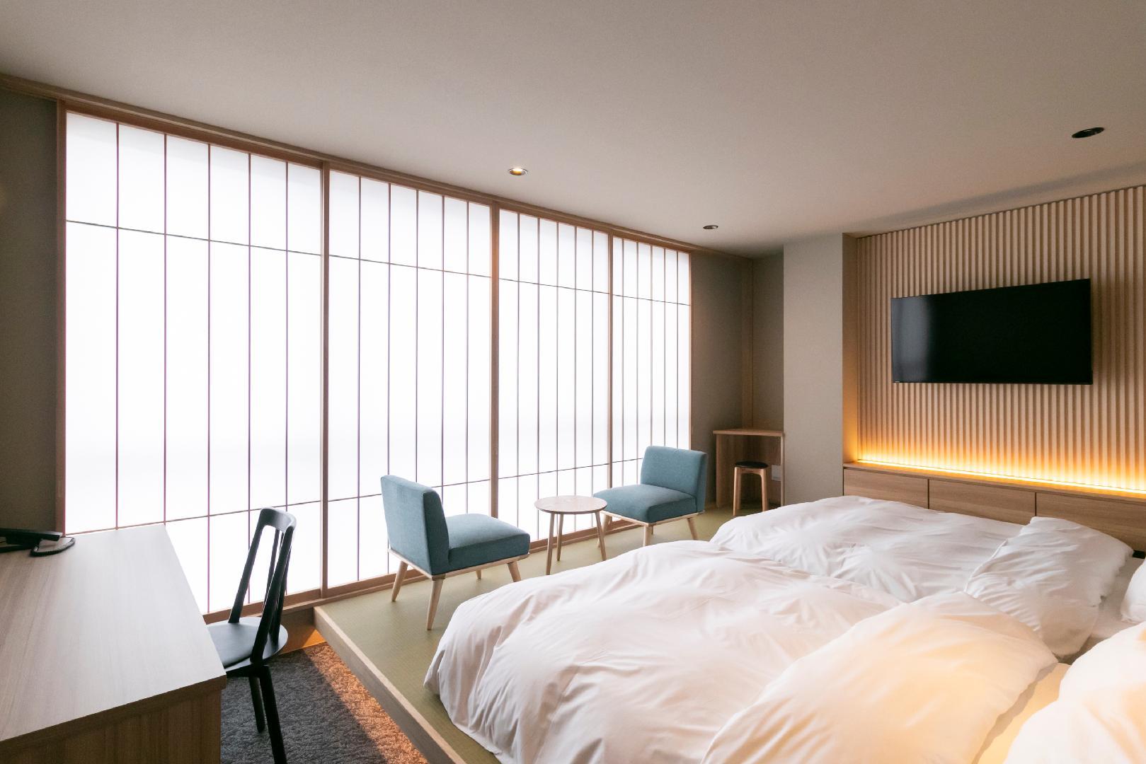 Japanese Western, Modern, Superior, Twin Beds