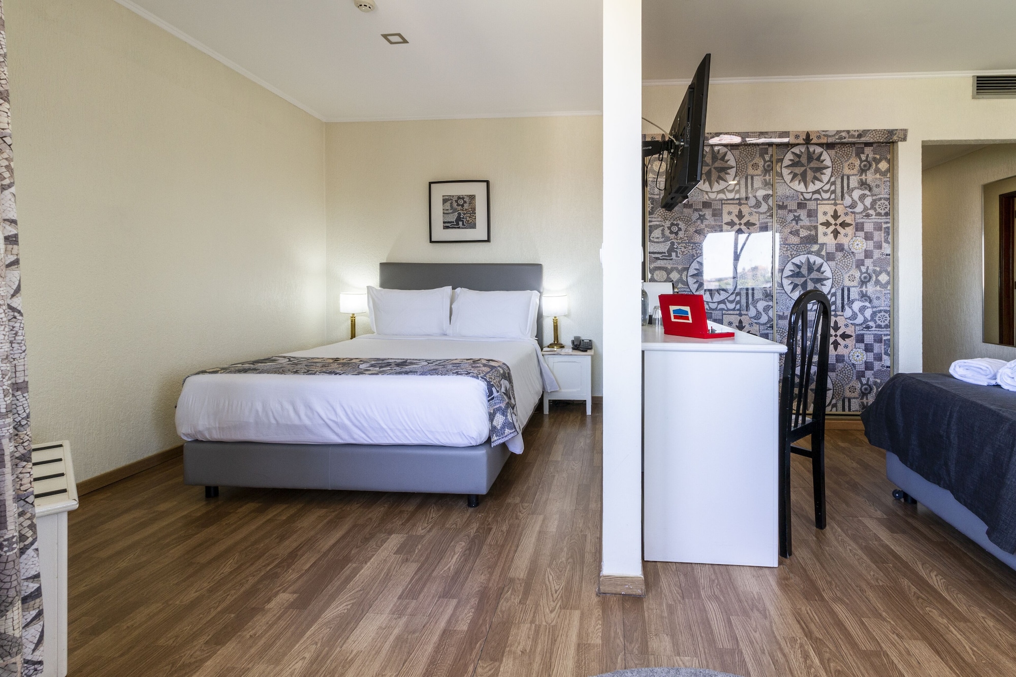 Family, Double and Twin Beds, Hotel AS Lisboa 3/10