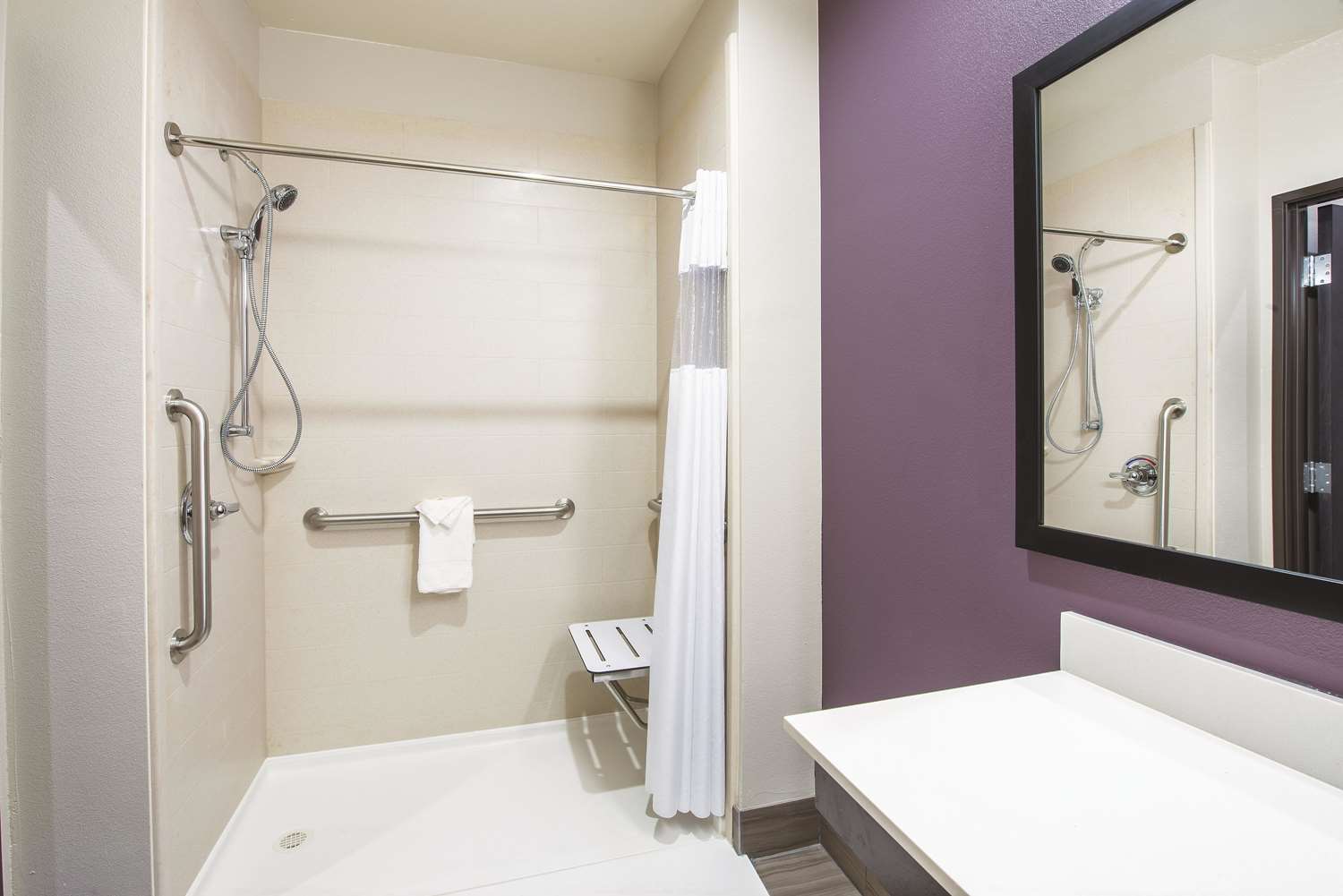 La Quinta Inn & Suites by Wyndham Enid 41/42
