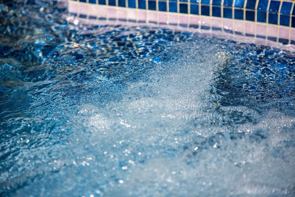 swimming pool spa