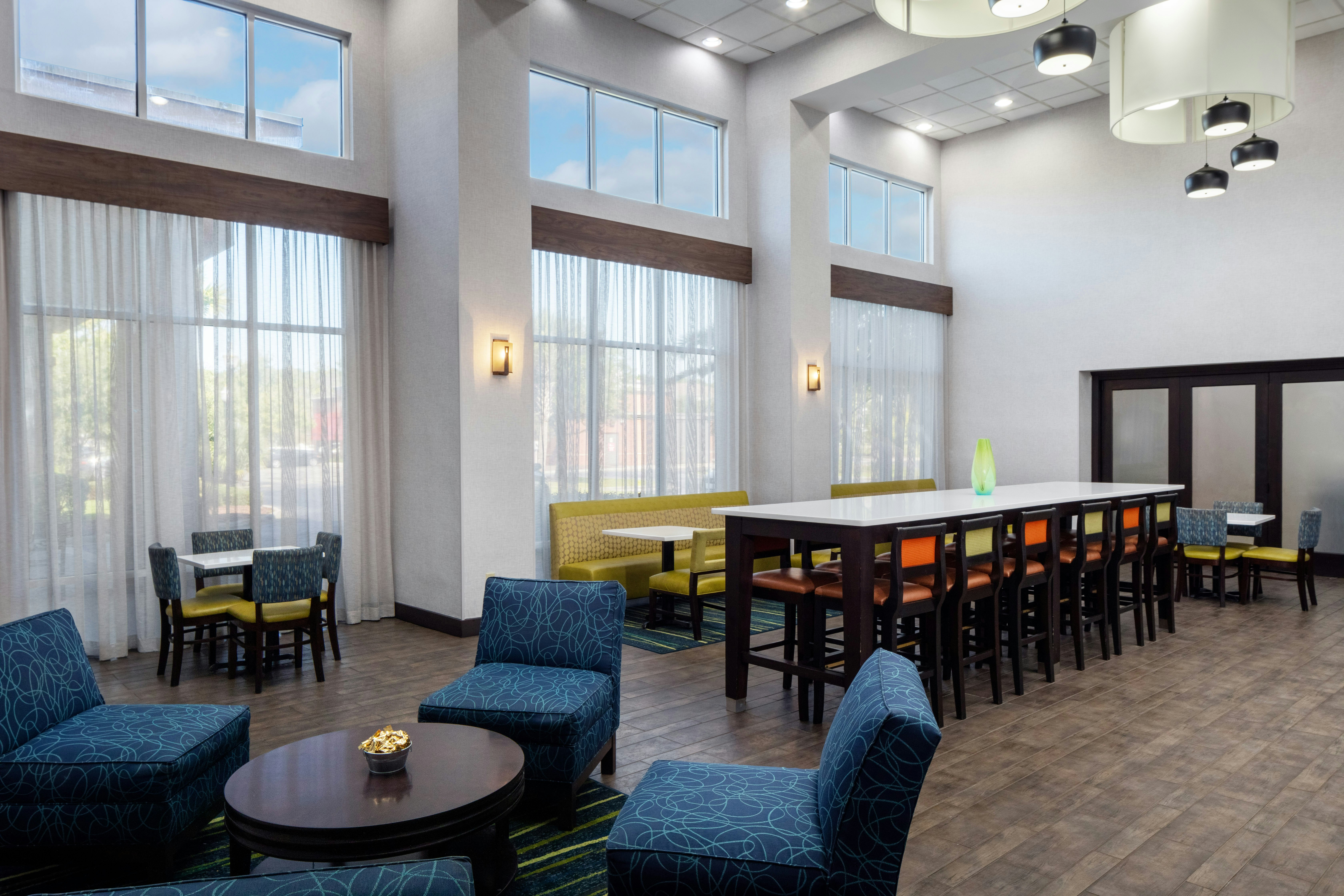 Hampton Inn Suites Savannah I 95 South Gateway 19/32