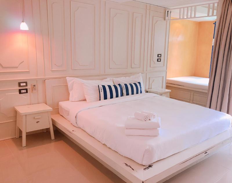 Ionian, Superior, River View, High Floor