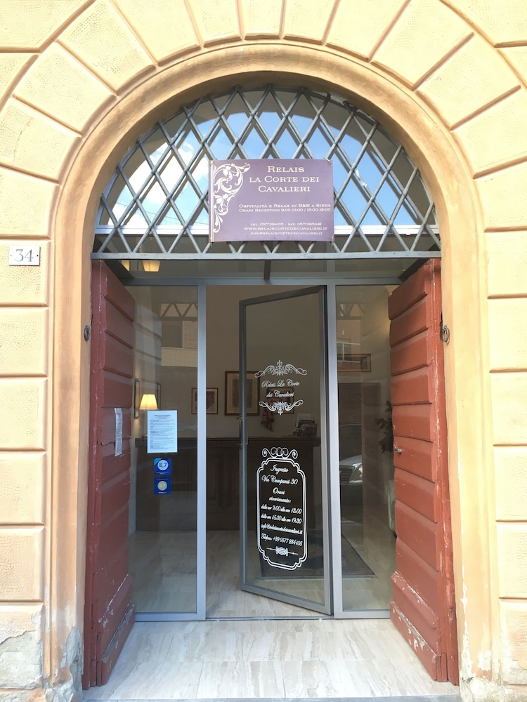 Relais La Corte Dei Cavalieri 2/50