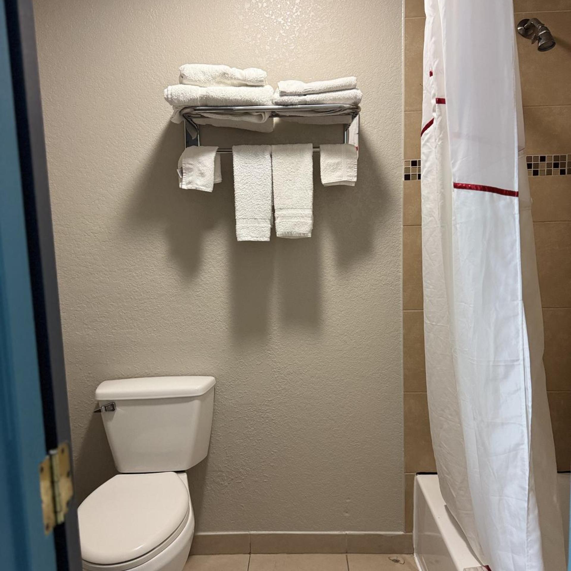 Executive inn 21/24