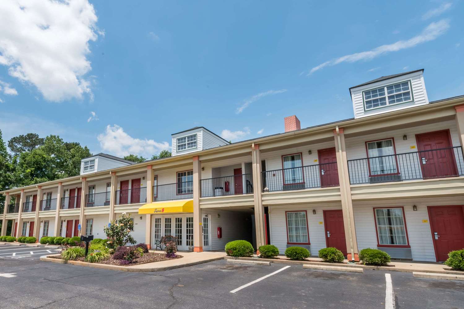 Super 8 By Wyndham Alexander City 4/29