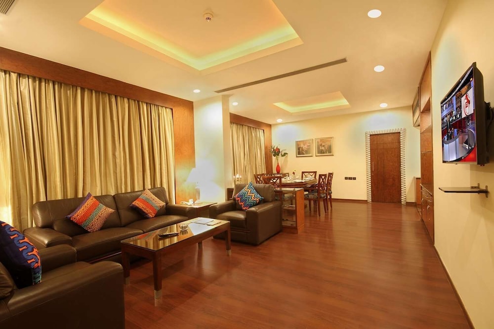 Fortune Select JP Cosmos, Bengaluru 40/70