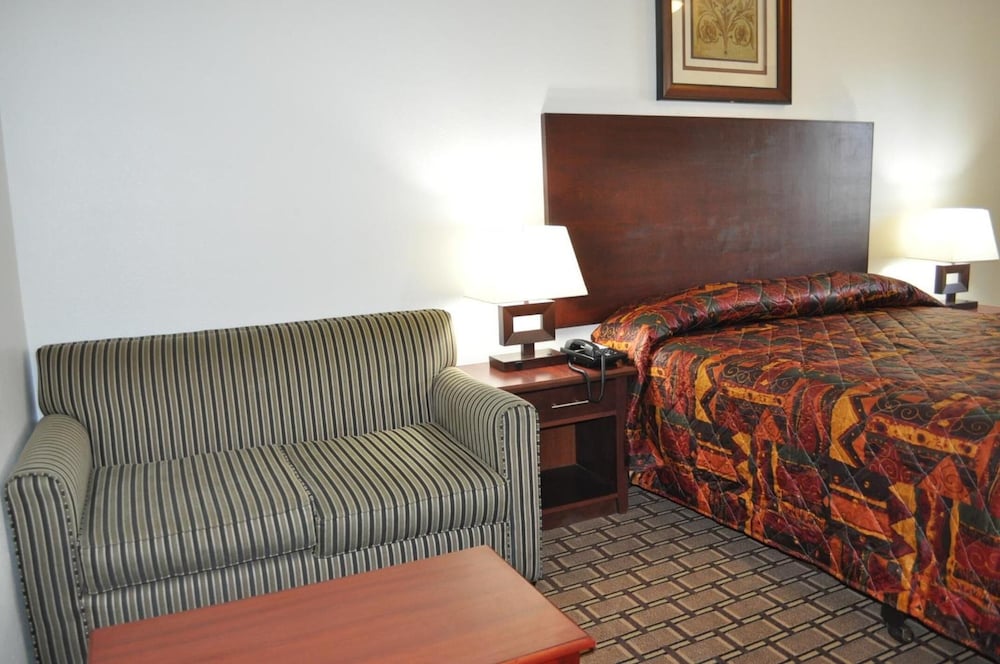 Baymont by Wyndham Ridgecrest 43/49
