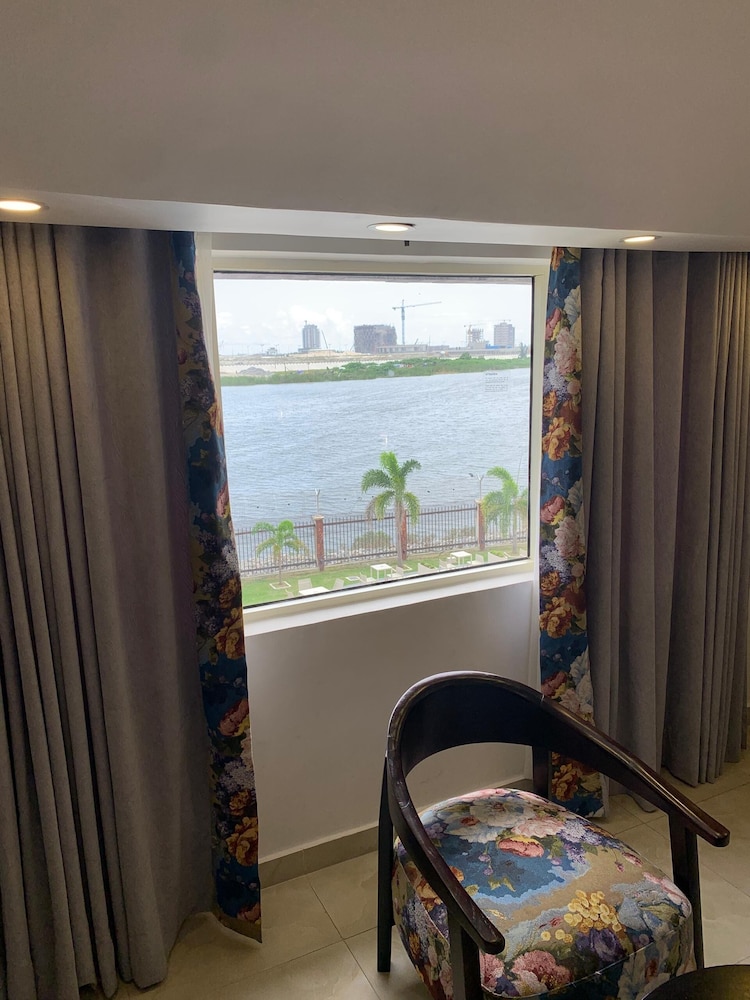 Hotel Bon Voyage 40/74