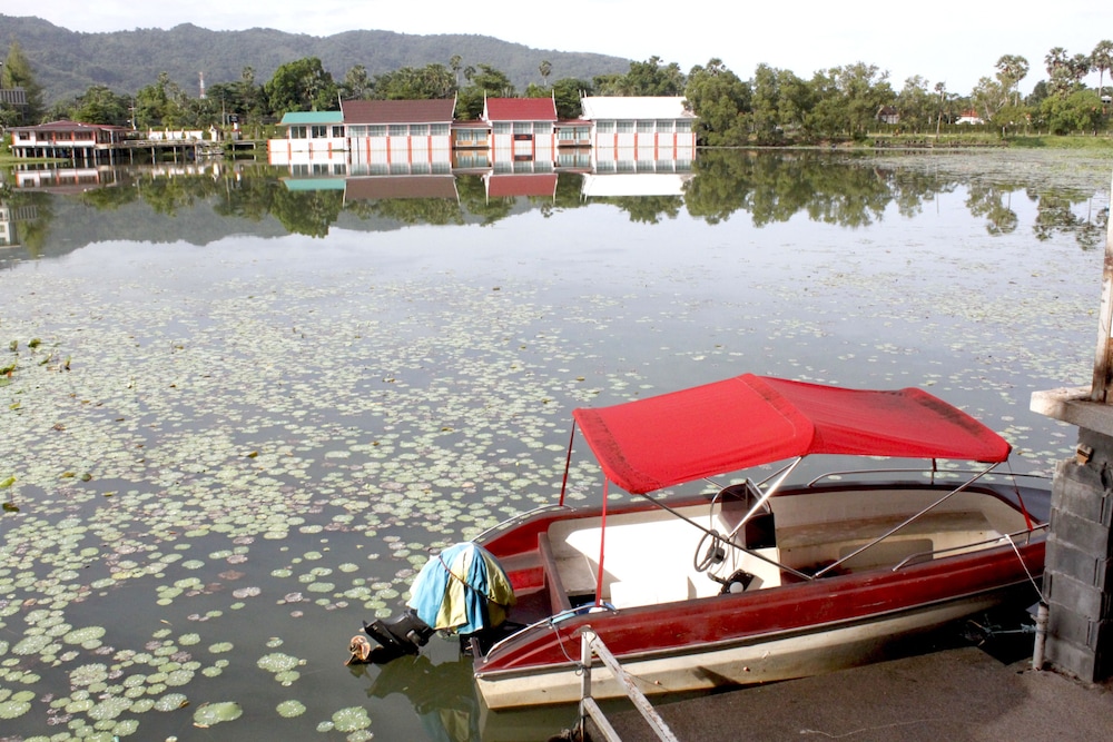 Chabana Resort 24/50