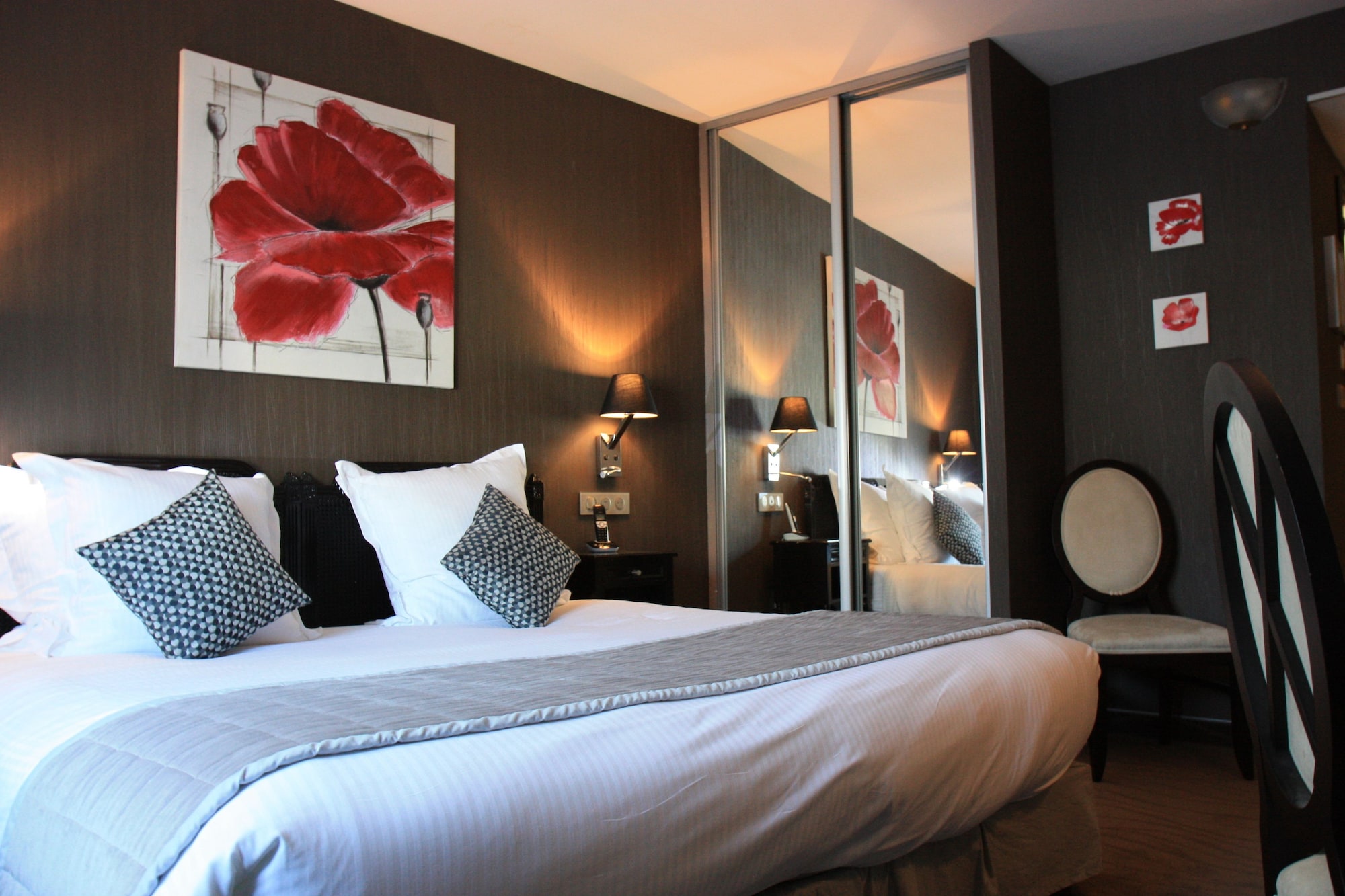 SUPERIOR, DOUBLE BED