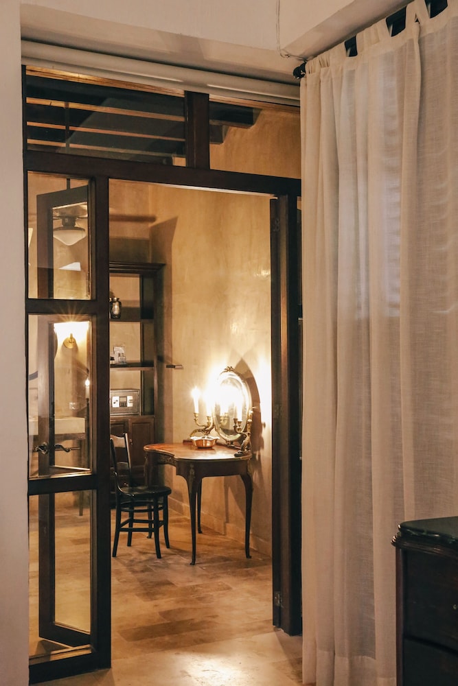 Casa Del Arzobispado Hotel 55/69