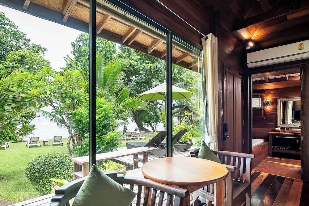 Gajapuri Resort Spa 63/76