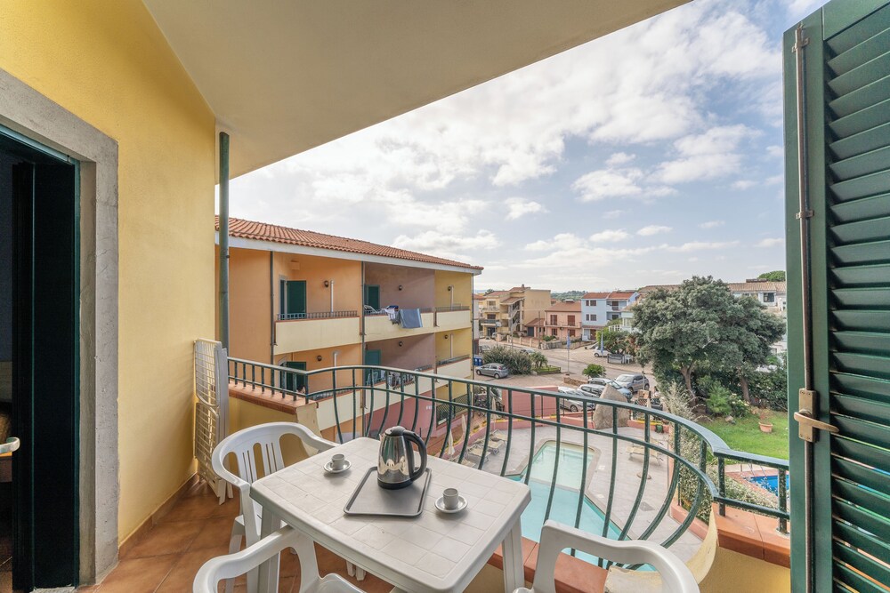 Residence I Mirti Bianchi 60/60